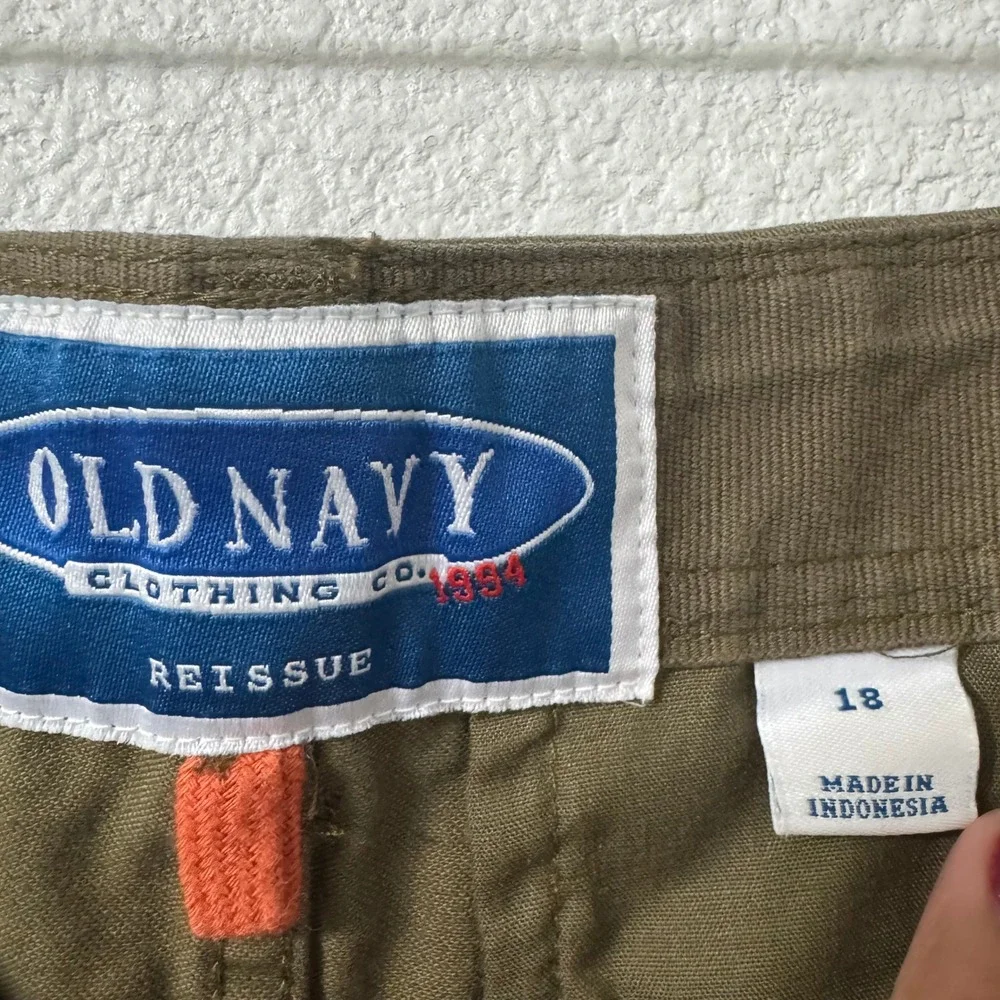 Old Navy Cargo Pants Jogger Style Boys Sz 18 Olive Green Casual Y2k Style School